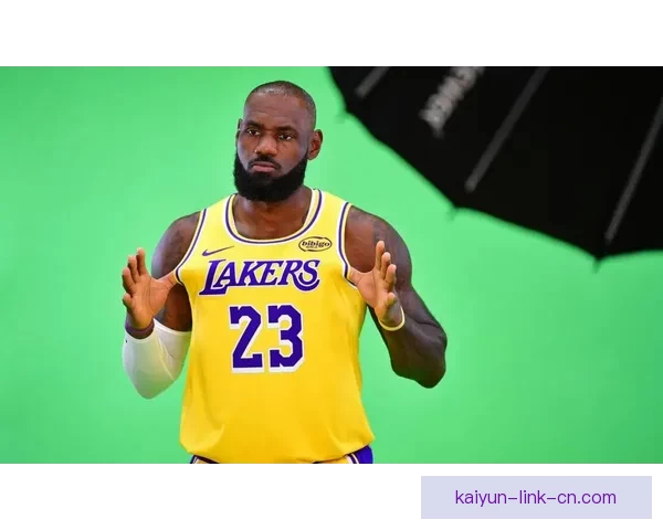 Stein：詹姆斯若离开湖人 勇士将成最有可能的下家