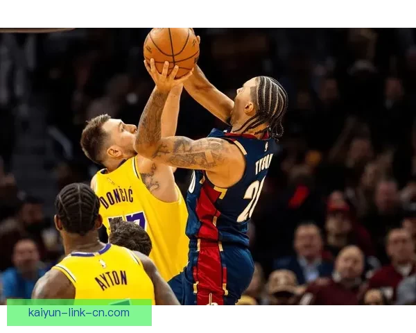 东契奇意外受伤湖人状态急转直下从巅峰跌入低谷